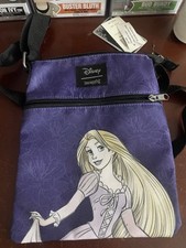 Nuevo Bolso Bandolera Loungefly Disney Enredado Rapunzel Passport Nuevo con Etiquetas
