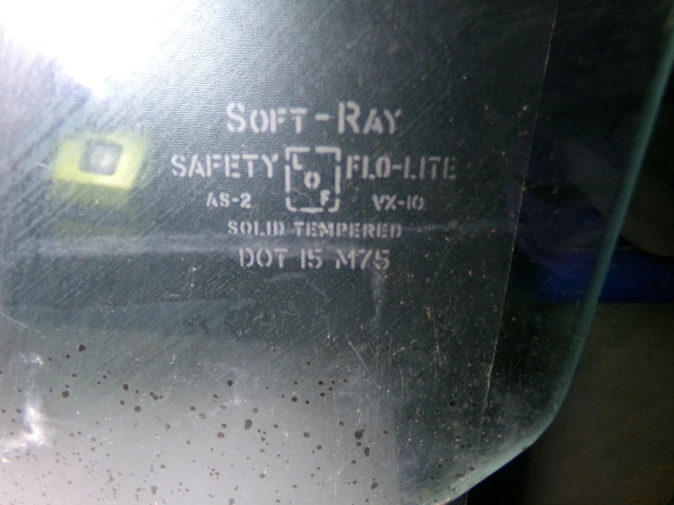 Puerta delantera izquierda ventana cristal Chevrolet Camaro 1983 1982-1992 Firebird Foto 3 de 4