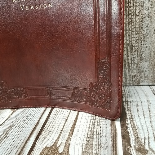 KJV Holy Bible King James Version KJV Faux Leather Thumb Index Christian Art - Foto 4 di 18