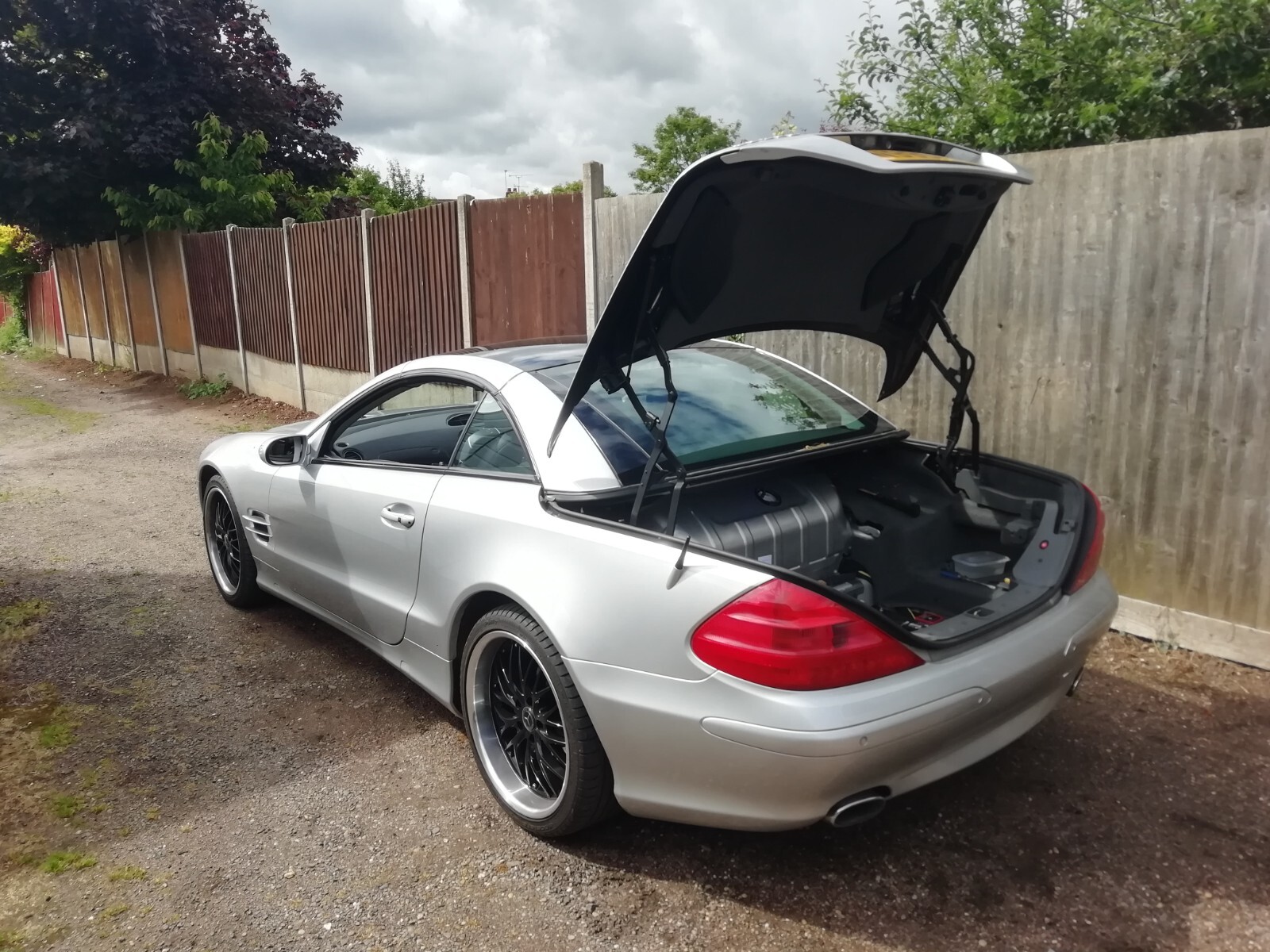 Mercedes SL R230 Fuel Tank Baffle Noise Rattle Fix Repair SL350 SL500