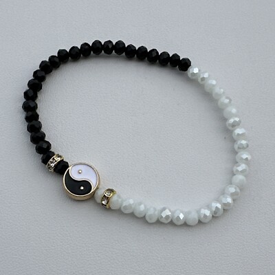 4mm Black/White crystal bracelet with yin yang symbol balances your energy