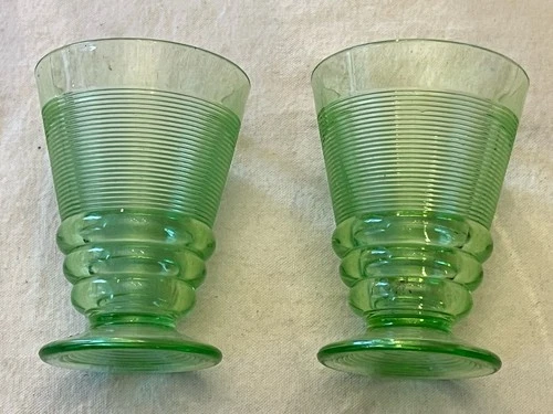 Lot 2 INDIANA DEPRESSION GLASS OLD ENGLISH THREADING GREEN FOOTED TUMBLERS