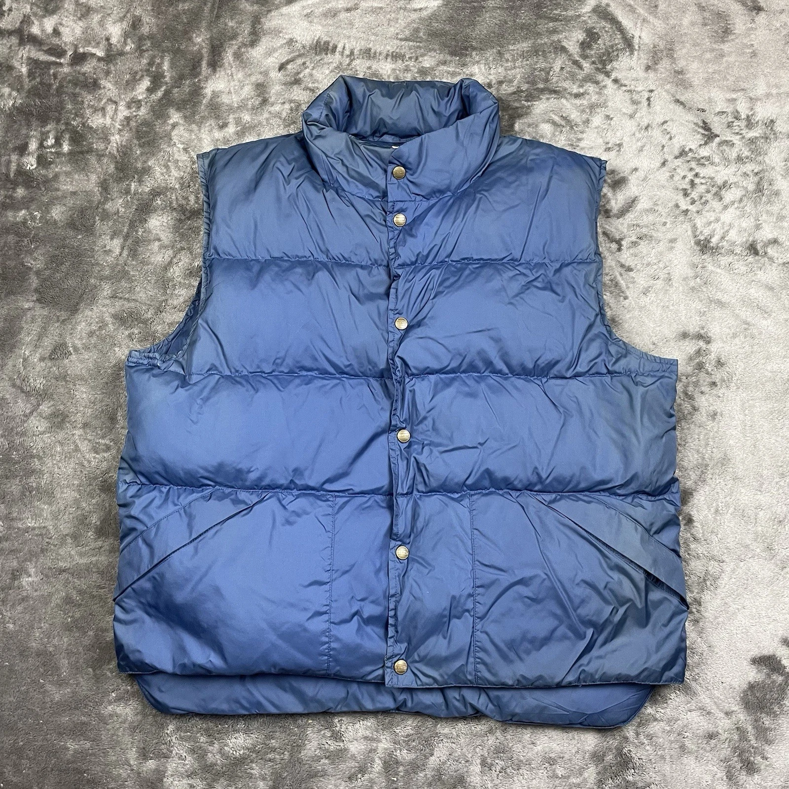 Vintage LL Bean Mens Large Nylon Snap Front Goose Down Puffer Vest Blue