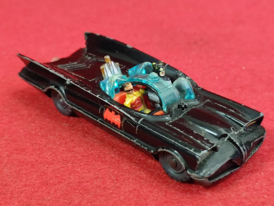 HUSKY CORGI 1:66 BATMOBILE BATMAN ROBIN LOTTO no majorette matchbox hot wheels🔺 - Immagine 3 di 4