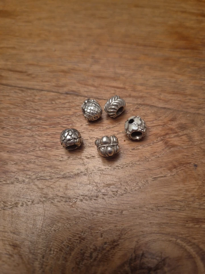 Konvolut 5 PANDORA Silber Charms Diverse