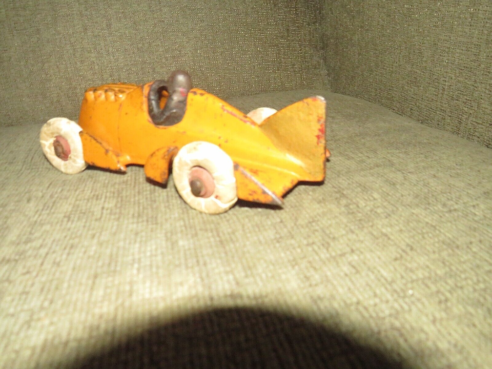 VINTAGE 1930s HUBLEY TOYS LANCASTER PA. ORIGINAL CAST IRON RACER RACE