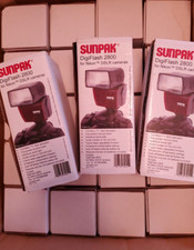 1 SUNPAK DigiFlash 2800 Electronic Flash Shoe Mount for Nikon DSLR Cameras NEW