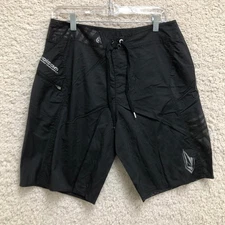 Volcom Shorts 32 Mens Black Boardshorts Swim Trunks Zip Pocket Surfing Stretch