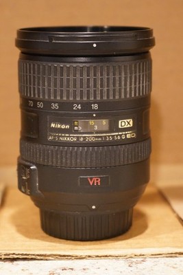 Nikon NIKKOR AF-S DX VR 18-200mm f/3.5-5.6G IF-ED Zoom Lens