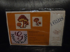 NOS 1983 CREATIVE CIRCLE 1628 MONOGRAM CROSS STITCH KIT