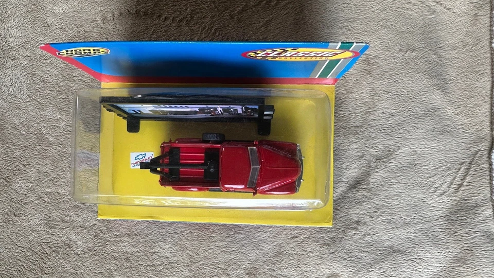 Road Champs 1/43 CLASSIC COLLECTION w/Billboard TEXACO 1953 Chevy 3100 Tow Truck - Image 4 of 4