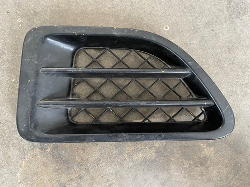 Fender grille
