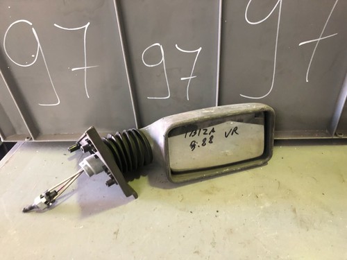 Seat Ibiza I 021A  Außenspiegel Seitenspiegel vorne rechts manuell