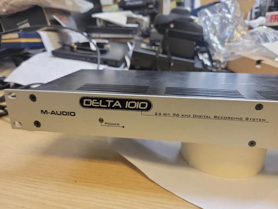 M Audio Delta 1010 24bit 96KHz Digital Recording System. NOT POWERING ON. - Image 3 of 4