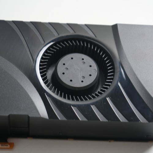 PNY GeForce GTX 1080 8 GB GDDR5 scheda grafica VCGGTX10808PB - molto buona - Foto 3 di 9