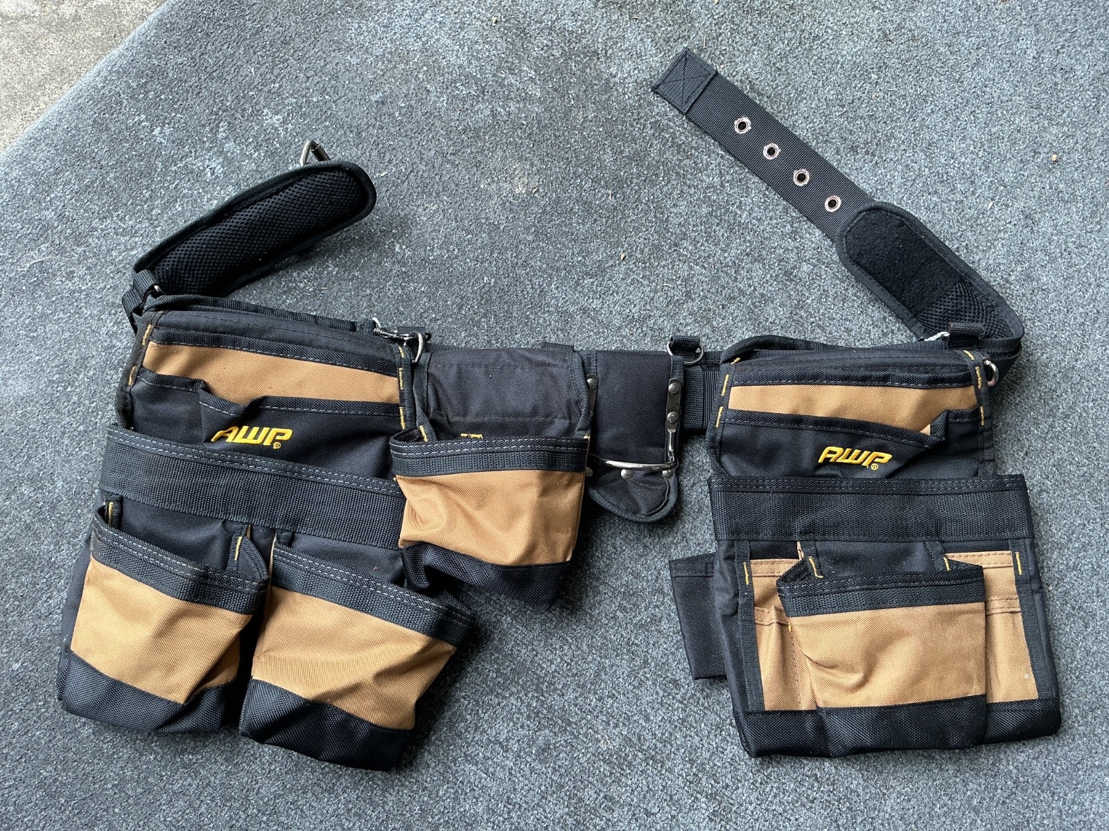 AWP General Construction Carpenter Tool Rig | Padded Adjustable Tool Belt Canvas