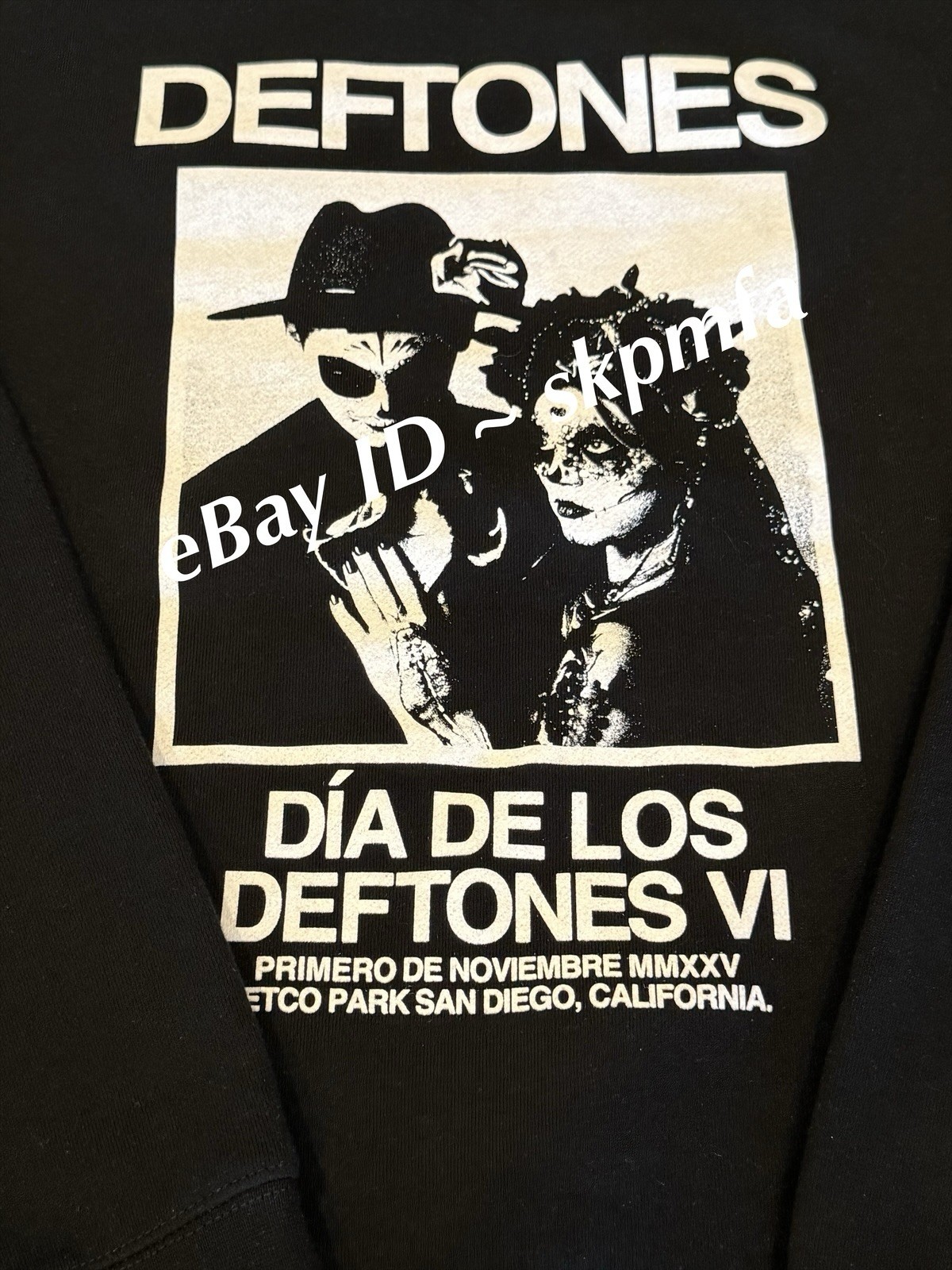 Dia de los Deftones VI 2025 Photo Crewneck (Black)