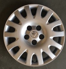 Factory Toyota Camry Hubcap Wheel Cover 2002 2003 2004 2005 2006 16 61116 Riv
