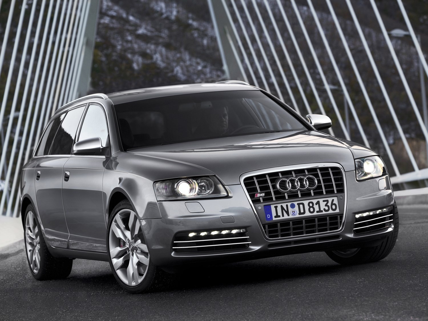 Baguette chromée antibrouillard Audi S6 protection et brillance argent