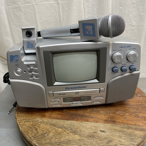 MTV The Singing Machine Karaoke Vision System With aftermarket AC Adapter