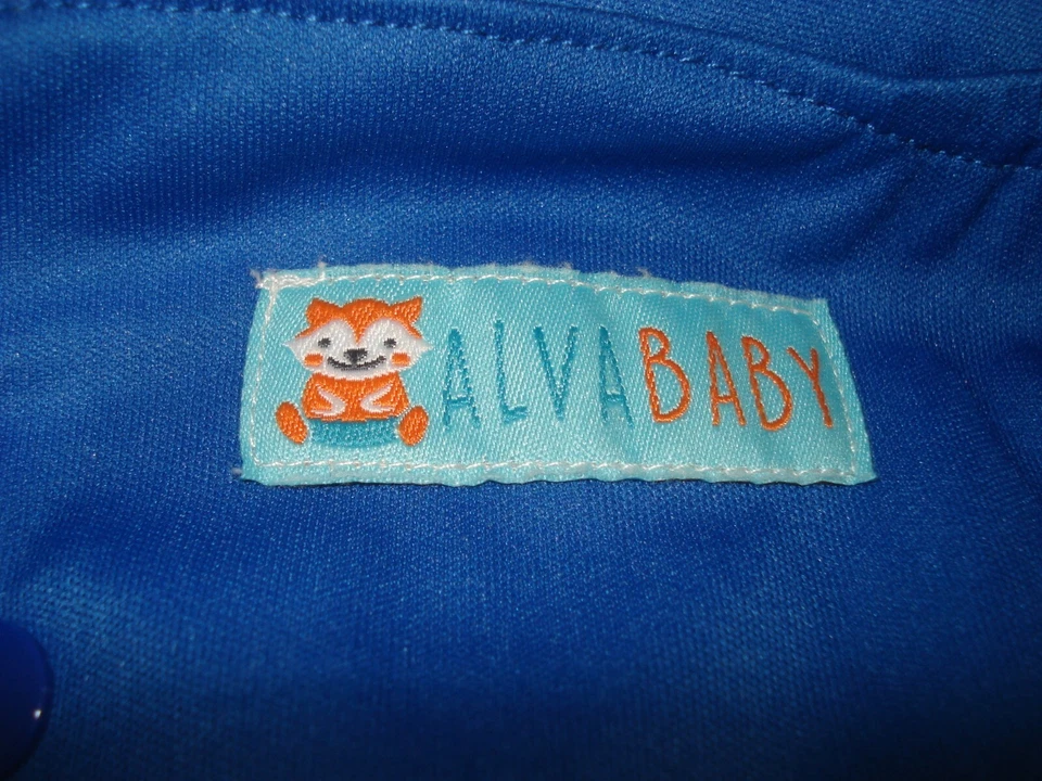 Lot of 5 Alva Baby Cloth Diapers + New Carter 6M baby body suit - Image 3 of 4