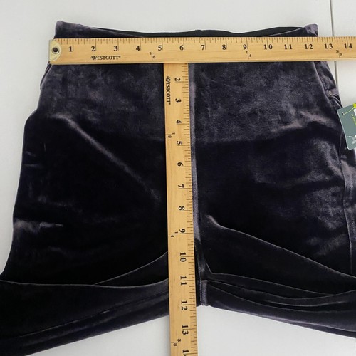 Lysse Womens Black Remy Velvet Cigarette Leggings Size S - Picture 7 of 9