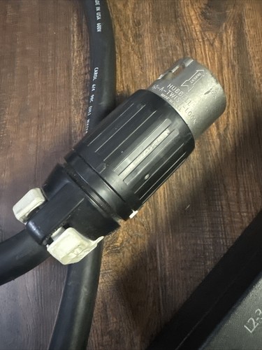 APC AP7867 6 Outlet C19 Metered PDU Rack 3 Phase 208V Power Strip 6FT Twist lock - Picture 8 of 15