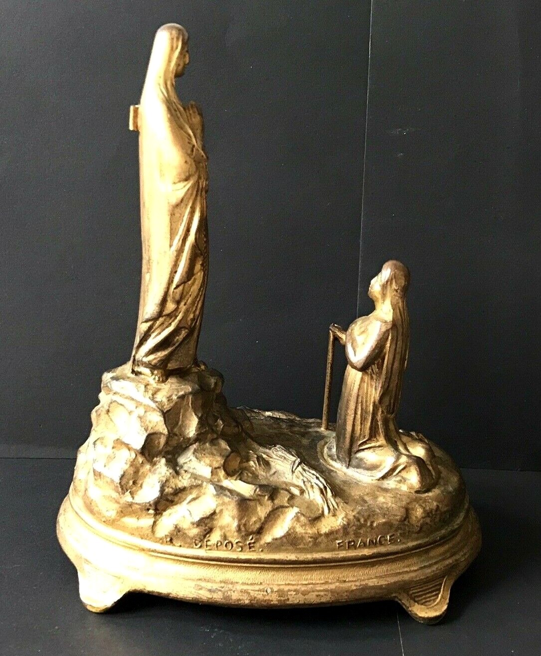 APPARITION NOTRE DAME DE LOURDES STATUETTE EN RÉGULE DORÉ/ Spelter