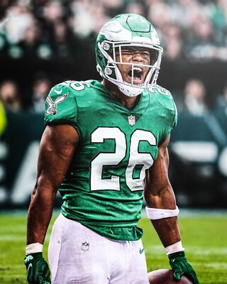 Saquon Barkley On Field Scream Philadelphia Eagles 8x10 NFL Football Photo