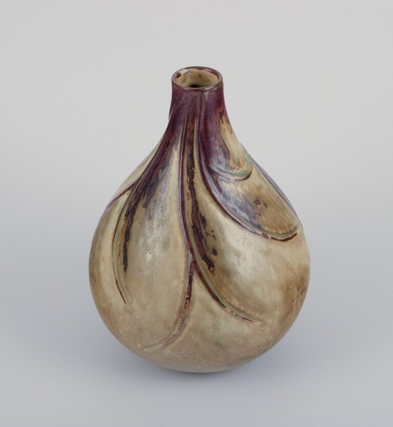 Axel Salto for Royal Copenhagen. Onion-shaped vase in stoneware