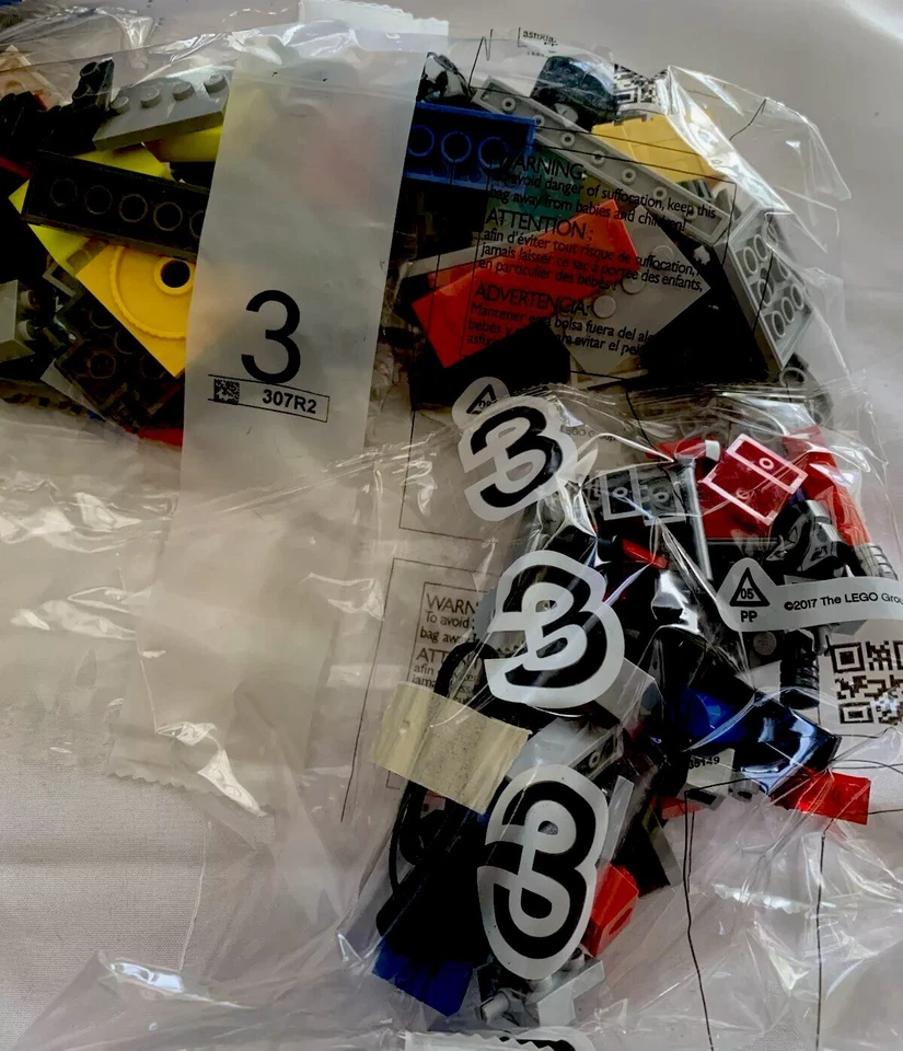 LEGO CITY Fire Brigade 60321 Conjunto APOSENTADO com 7 Mini-Figuras, Placas de Estrada, Gatos - Imagem 4 de 4