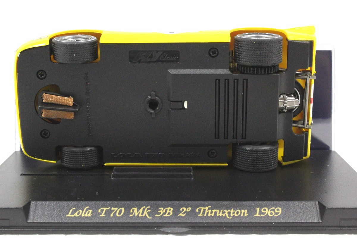1/32 FLY LOLA T70 MK3B 1 Thruxton 1969 スロットカー