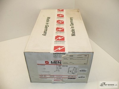 New Original Packaging Mennekes CEE High Current Socket 3P 16A 6h Type: 1419