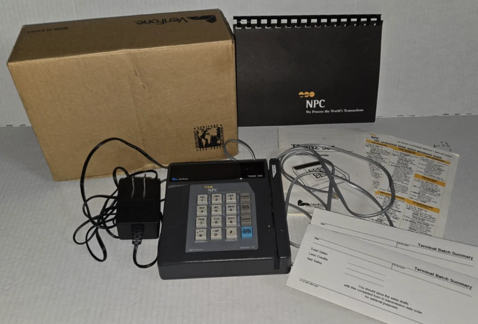 VeriFone Tranz 380 Credit Card Reader in Original Box - AC Power Supply, Guide - Image 2 of 4