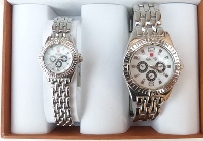 Pareja relojes marca Geneva,nuevos, 1 hombre SI funciona/1 señoras,NO funciona