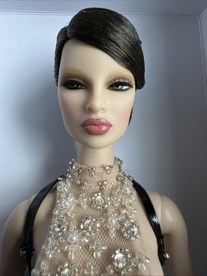 10314 NRFB Integrity Toys Jason Wu Mozambique Masquerade Janay LE Fashion Doll