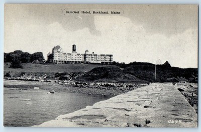 1940 Rockland Massachusetts MA Postcard Samoset Hotel Building Dock Bay Unposted