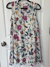 Old Navy Women's Floral Sleeveless Dress Size Small New With Tag.