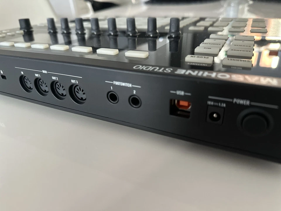 Native Instruments Maschine STUDIO inkl. Native Instruments Software-Lizenz - Bild 3 von 4