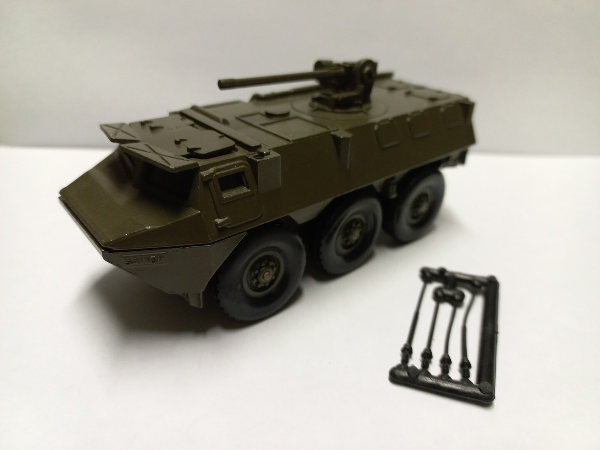 Char AMX 10 P armée française Solido Hachette militaire n°44