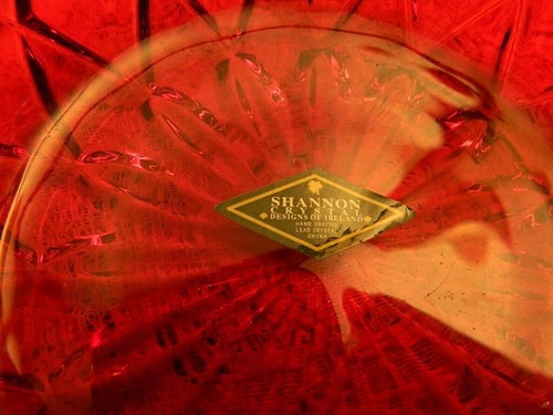 Shannon Designs Ireland Hershey’s Kiss Diamond Glass Ruby Red Crystal Candy Dish - Picture 4 of 6