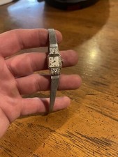 VTG Bulova 10k Gold Filled W/ Diamonds Womens Watch Z21111 Great Condition