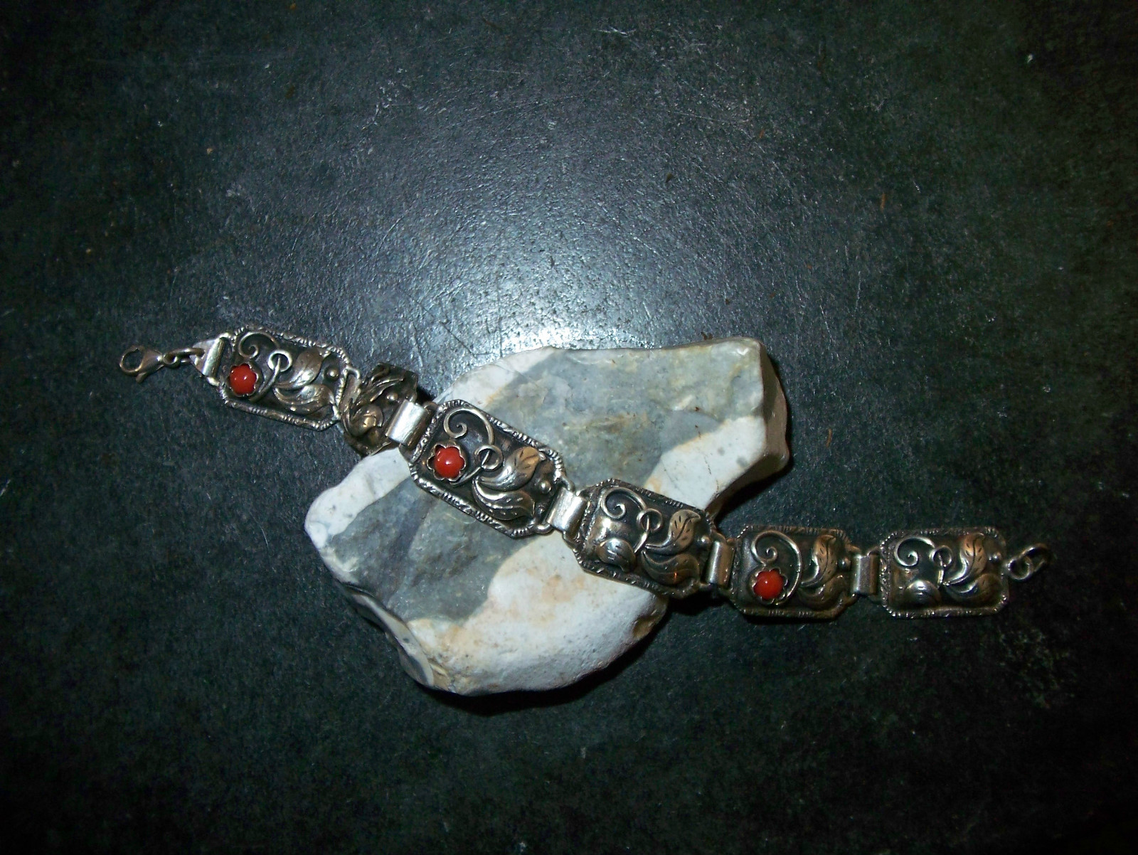 Picture 1 of 4