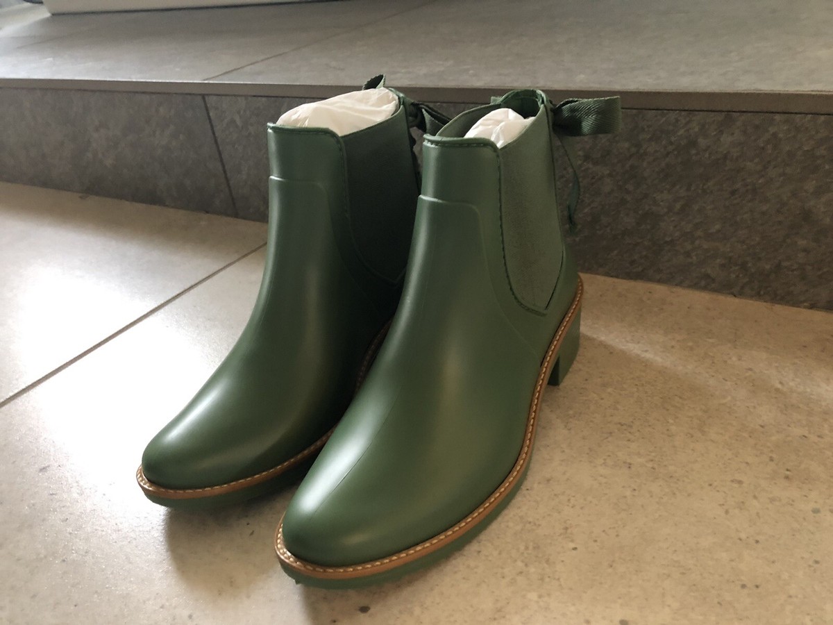 NWB Bernardo Paige Rain Military Rubber Green Tie Rain Rubber