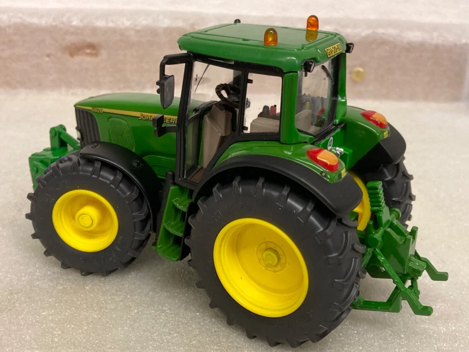 1/32 Scale Siku LCN ‘03 John Deere 6820 tractor tracteur traktor customised - Image 3 of 4