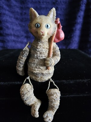 CUTE Vintage WMG 2004 FRIENDLY HOBO BROWN TABBY CAT Anthropomorphic Shelf Sitter