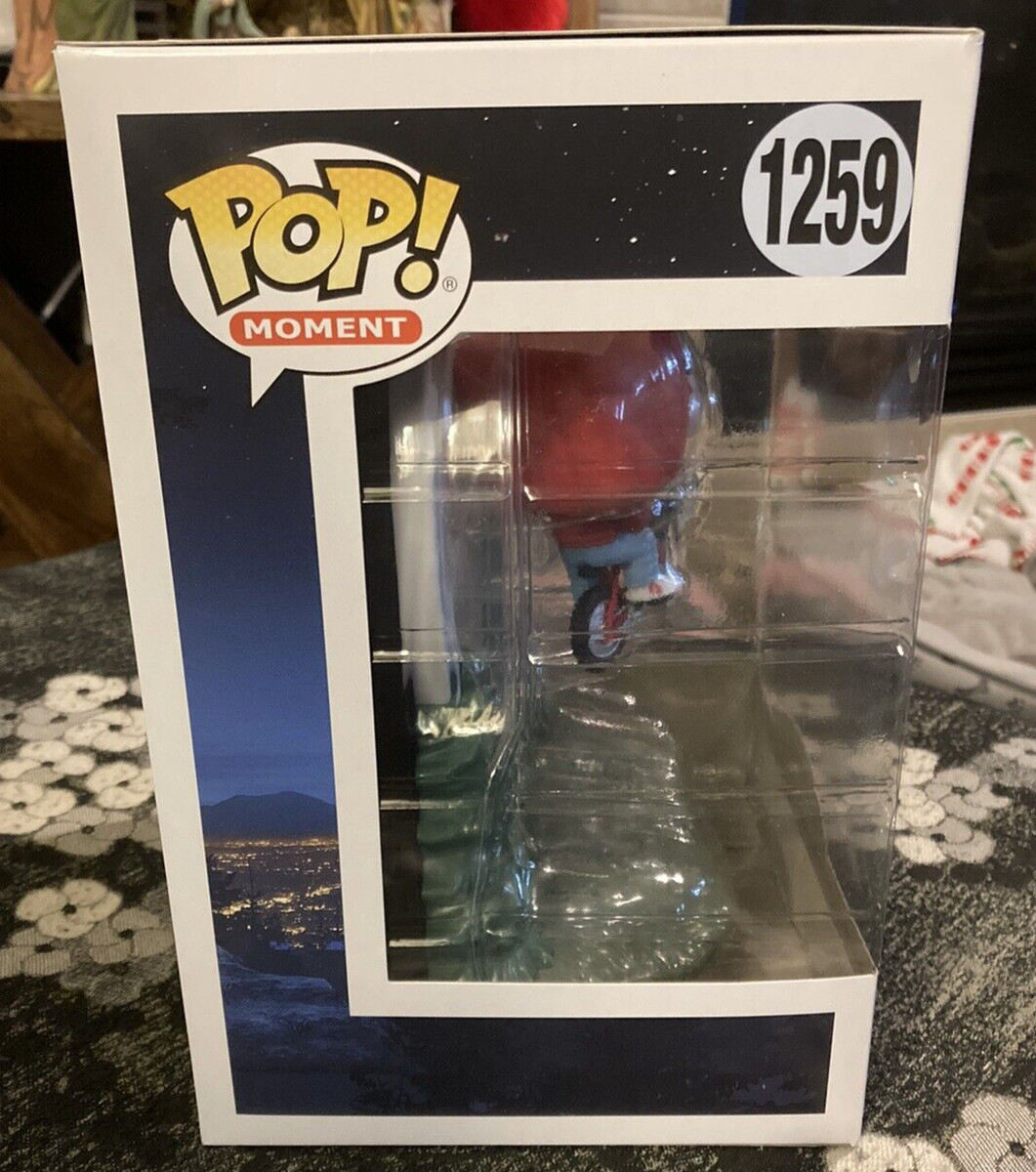 FUNKO POP MOVIE MOMENTS 40TH ELLIOTT & E.T. ON BYCYCLE GLOW IN THE