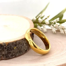 Carbide Christmas Ring High Polished Scratch-Resistant Band 5mm Gold Tungsten