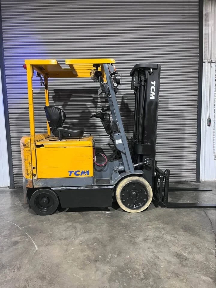 🤩🔋 TCM FCB25A4 Forklift – 5,000 lb Lift, 3-Stage Mast, Side Shift, 36V Electri - Image 3 of 4