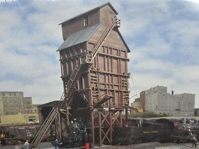 WOODEN COALING TOWER - STEAM ERA TWO TRACK - HO Scale PLASTIC 933-2922 NEW KIT